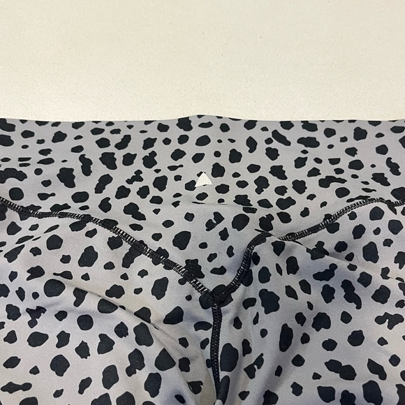 Balance Athletica Snow Leopard Leggings - Picture 4 of 5